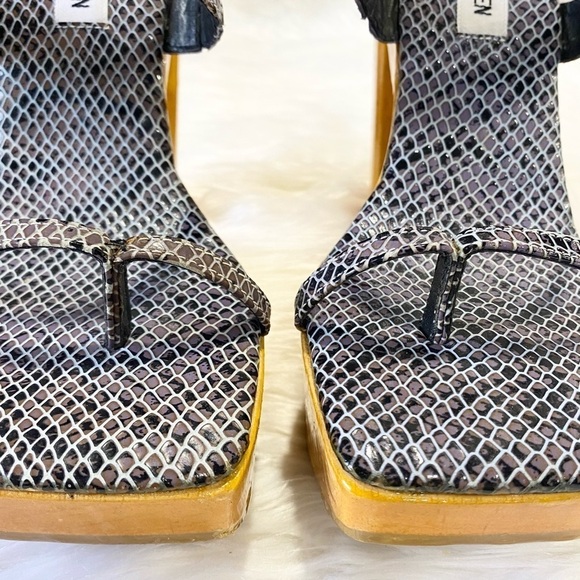 Steve Madden Vintage 90s‎ Y2K Trinxie Wood Platform Strappy Heels Blue 8 - Picture 6 of 11